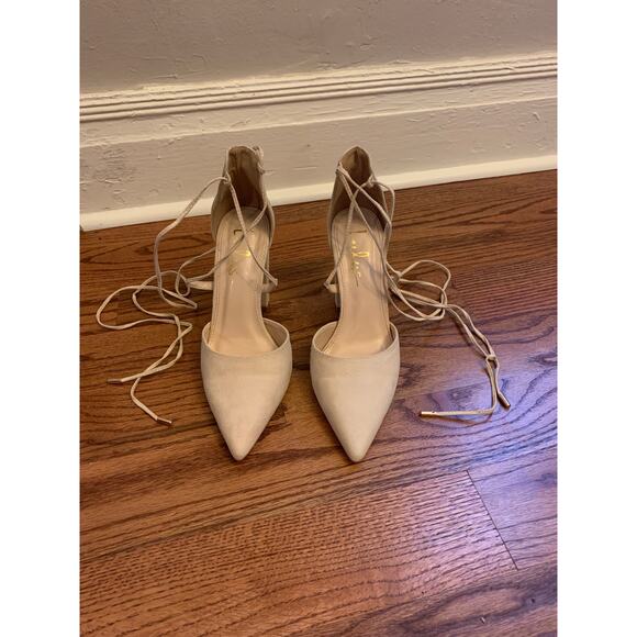 Lulus beige suede heel - Picture 1 of 8